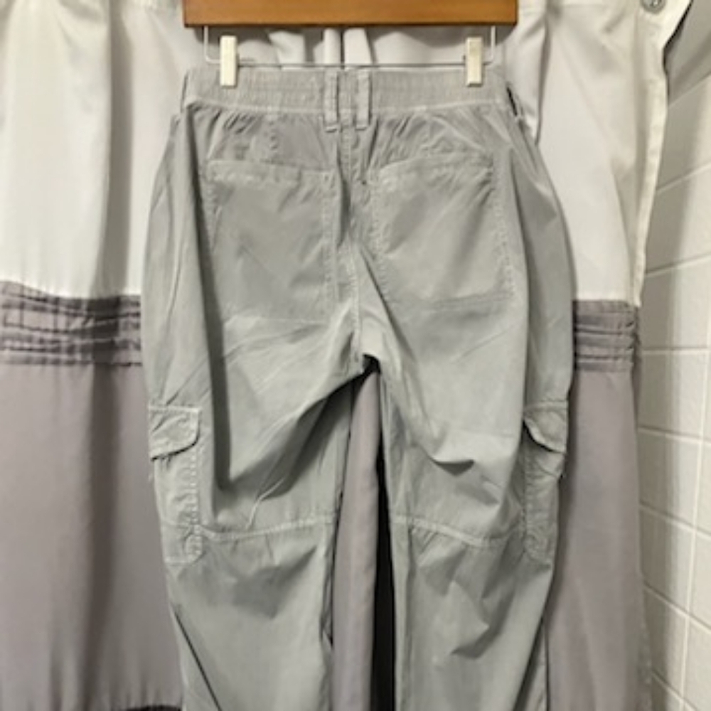 Cargo Capri pants